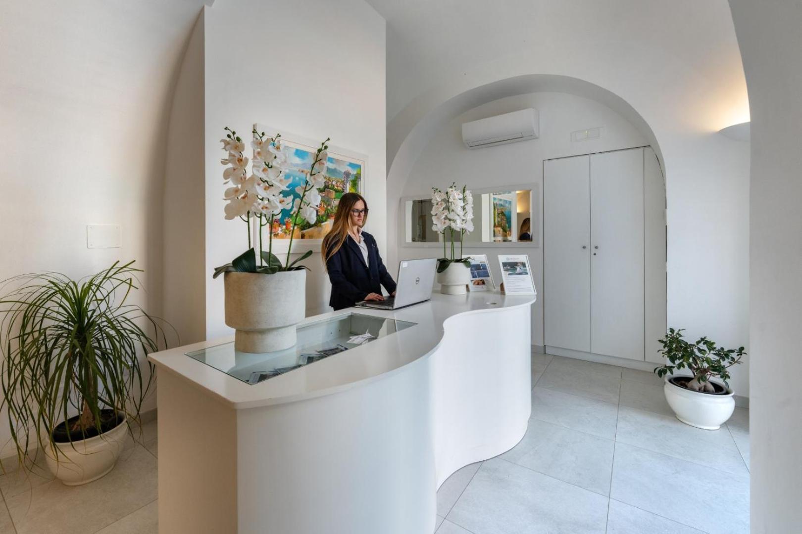 Villa Emanuel White Sorrento Exteriör bild